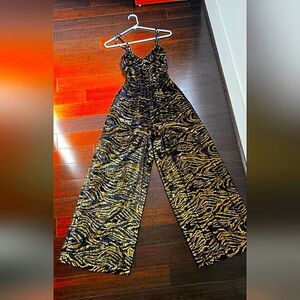 Los Angeles Atelier & other stories pant suit.